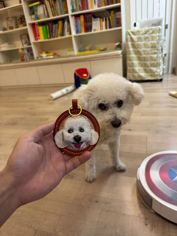 5 Creative Ways toDisplay Your Leather Pet Por...